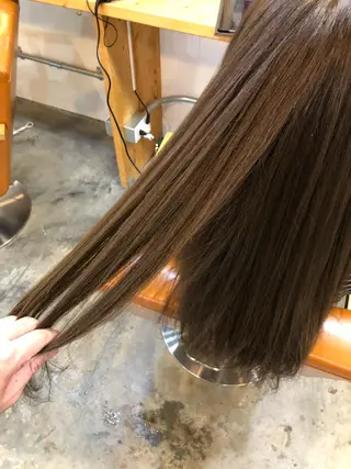 ロング 髪質改善ayame 横山諒のヘアスタイル