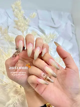 ネイル Lynn_ Nailのネイルデザイン