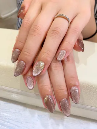 ネイル Nest 岩崎のネイルデザイン