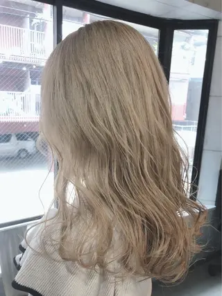 ミディアム カラー ヘアアレンジ 髪質改善デザイナー &mirai ryoのヘアスタイル