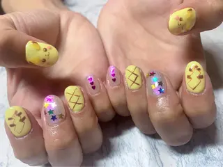 ネイル 菅野 愛花のネイルデザイン