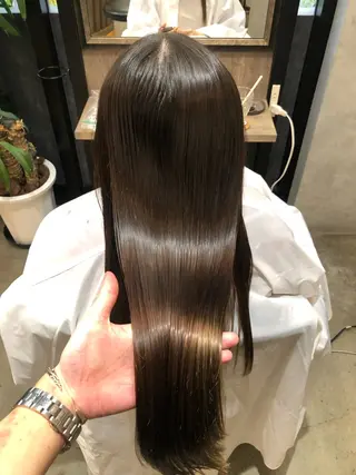 ロング 【髪質改善】 【酸性ストレート】のヘアスタイル