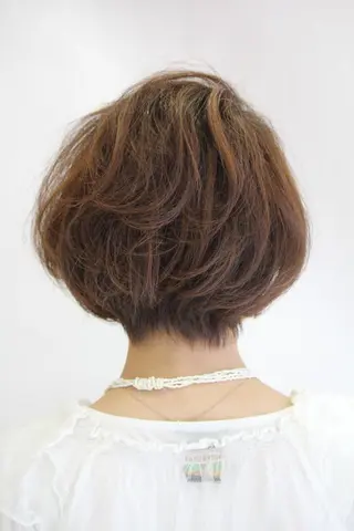 ショート Director金野 麻衣子のヘアスタイル