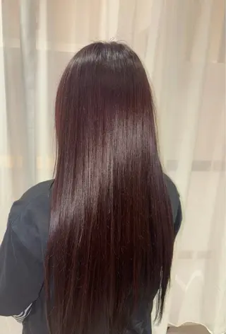 ロング カラー LIPPUL QOT Runaのヘアスタイル