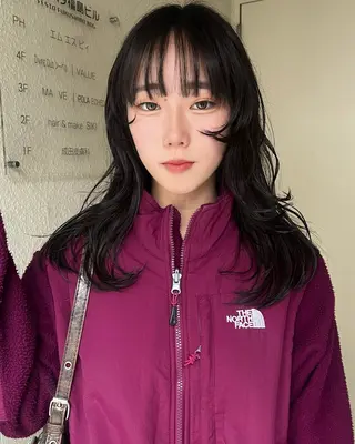 カラー sliver ・siki /YUIのヘアスタイル