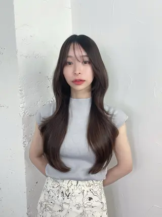 ロング MINAMO 韓国レイヤーのヘアスタイル