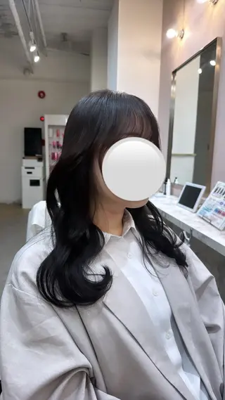 ロング ガレリアエレガンテ　サカエテン所属・田中俊　縮毛矯正 髪質改善のヘアスタイル