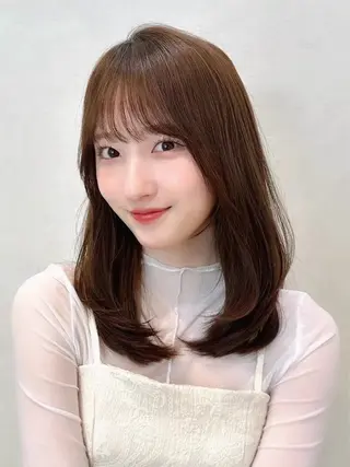 セミロング カラー パーマ 💍🧸カラーモデル 募集中🧸💍のヘアスタイル