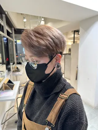 ショート カラー メンズ Maria 梅田/デザインカラーのヘアスタイル