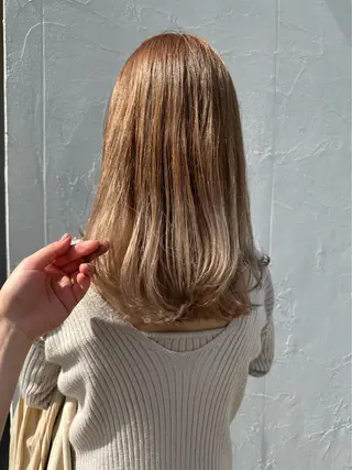 ロング カラー 永田 彩華のヘアスタイル
