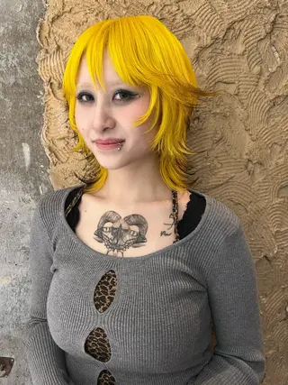 ミディアム カラー haco＋所属・圧倒的デザイン力 店長🎨RENAのヘアスタイル