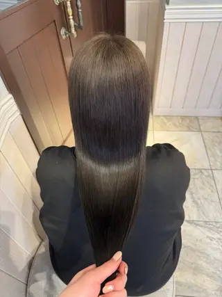 カラー Lidee maoのヘアスタイル