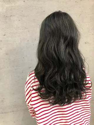 ロング カラー 大栗 佑也  髪質改善のヘアスタイル