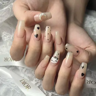 ネイル miku 🦋nailのネイルデザイン