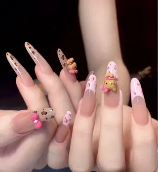ネイル Freya nail salon所属・Freya トウのネイルデザイン