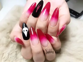 ネイル Yakko pas á pasのネイルデザイン