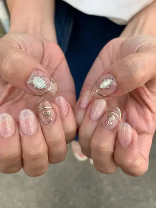 ネイル 大崎 奈々のネイルデザイン