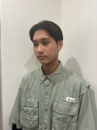 ショート too good所属・gouru 難波美容師のヘアスタイル