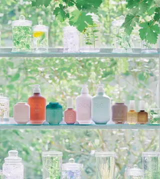 ロング YOLO by diar所属・カンノ シュンのヘアスタイル