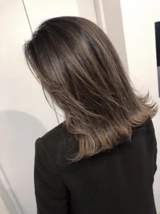 セミロング カラー 店長 奈須 雄紀のヘアスタイル
