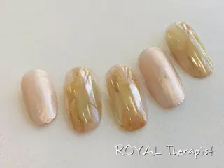 ネイル 【尾下】 ロイヤル•セラピストのネイルデザイン