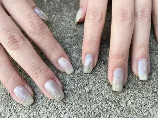 ミディアム GRG NAILのネイルデザイン