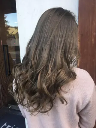 セミロング カラー 髪質改善/痛ませ ないカラー/西村航大のヘアスタイル