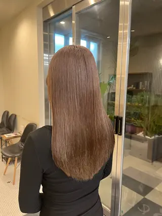 ロング 韓国レイヤーカット/ ハイトーン/マアヤのヘアスタイル