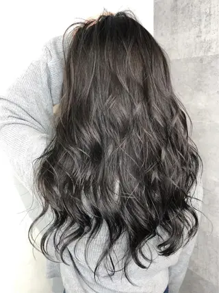 セミロング カラー _WHITE 高槻のヘアスタイル