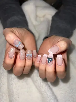 ネイル nalu🐚 京橋｜Rommyのネイルデザイン