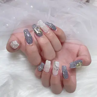 ネイル DigNail Moeのネイルデザイン