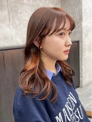 セミロング 伊藤ほのか /パーマ/ショートのヘアスタイル