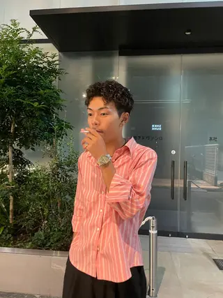 ショート パーマ メンズ 渡邉 和喜のヘアスタイル