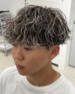 ショート パーマ メンズ 🌀toa/波巻き✨ /メンズパーマ／栄のヘアスタイル