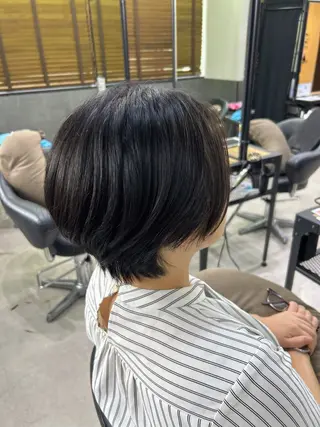 ショート カットモデル無料🧸 レディースeri︎✿のヘアスタイル