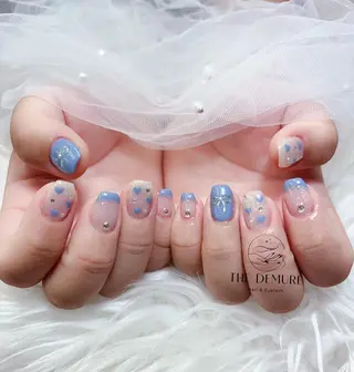 ネイル Demure Amyのネイルデザイン