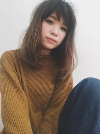 ミディアム 佐藤 旭のヘアスタイル