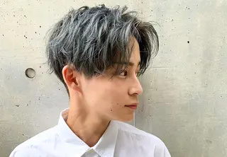 メンズ 透明感Color🩶 髪質改善 ユウナ🦋のヘアスタイル