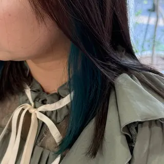 カラー インナーカラー🩵 角田紗雪のヘアスタイル
