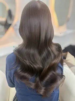 ロング カラー 🎀asumi/大宮 /ブリーチモデル🎀のヘアスタイル