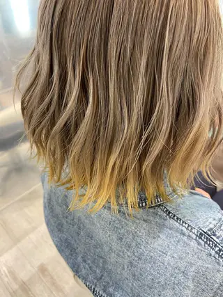 ミディアム カラー デザインカラー、艶髪 大塚　耕平のヘアスタイル