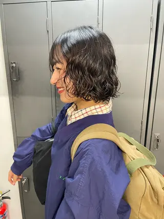 ショート カラー パーマ カットモデル/ ハイトーン/ゆうあのヘアスタイル