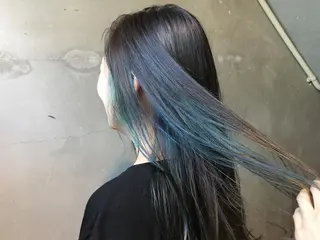 セミロング カラー 牛山 静香のマツエク・マツパデザイン