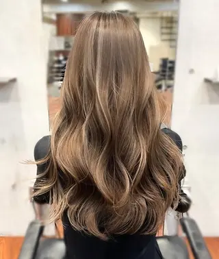 ロング 🌈カラーとエクステ 🌟エクステのヘアスタイル