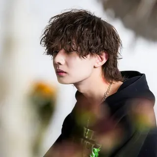 ミディアム カラー パーマ メンズ シースルーマッシュ/ メンズ/KYOHEIのヘアスタイル