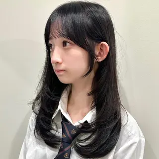 セミロング 🌹ハッシュカット、 レイヤー韓国ヘア🌹のヘアスタイル