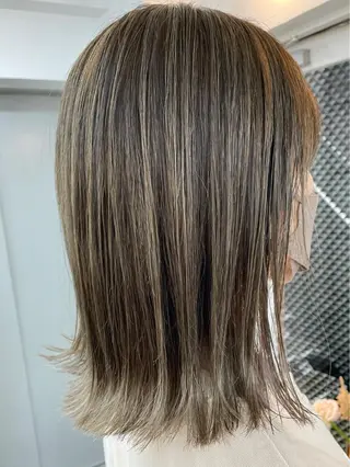 ミディアム 🌼たけや みのり🌿のヘアスタイル