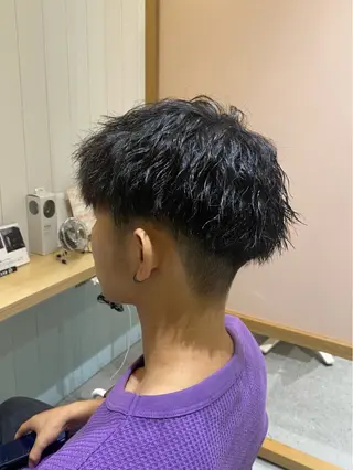 ショート パーマ メンズ エリア唯一🌈ᵕ̈* 派手髪モリヤ🌺のヘアスタイル