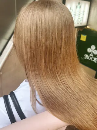 ロング カラー ブリーチカラー💙 𝗠𝗜𝗞𝗨のヘアスタイル