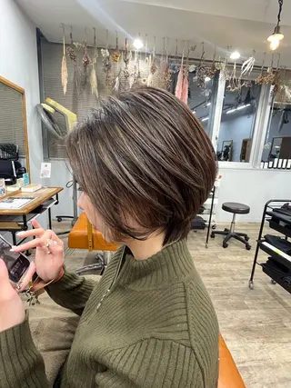 ショート カラー Nail &Beauty by UNO伊勢原所属・COCO .のヘアスタイル